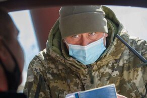 На Украине хотят за деньги выпускать за границу мужчин призывного возраста