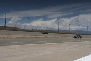 Управляя силой мысли — управляешь мечтой: парализованный гонщик проехался на болиде