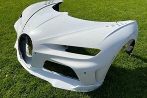 Комплект передних панелей кузова Bugatti Chiron продают по цене нового Lamborghini