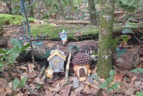 Любопытные и пугающие находки, обнаруженные во время прогулок по лесу