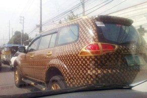 Подборка весьма странных автомобилей, которые можно увидеть на дорогах