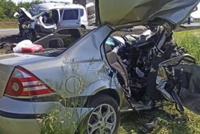 Авария дня. Шесть человек погибли в страшном лобовом столкновении под Оренбургом