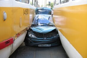 Подборка водителей, от которых лучше держаться подальше на дороге