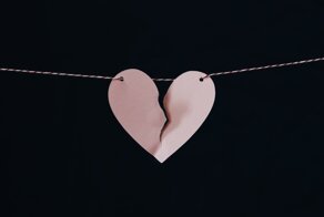 Шанхаец потребовал от бывшей девушки возместить ему все потраченные на нее деньги