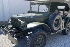 80-летний военный внедорожник Dodge, как у маршала Жукова, выставили на продажу в Тюмени