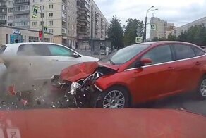 Водитель «Гольфа» спешил развернуться и устроил серьёзное ДТП