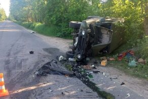Авария дня. Водитель УАЗа устроил лобовое столкновение в Тверской области