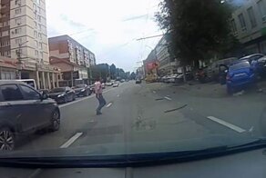 Авария дня. Серьёзное ДТП с четырьмя автомобилями в Саратове