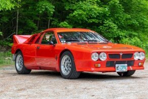 Lancia Rally 037 1982 года выпуска, разрешенная для использования на дорогах