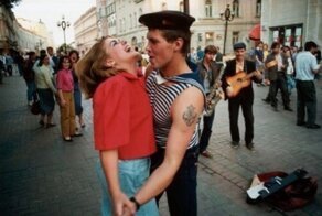 Окунуться в 90-е: порция атмосферных фото того яркого времени