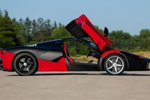 Три супер-редких предсерийных прототипа Ferrari LaFerrari выставят на аукцион