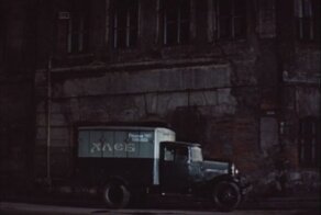 Почему «чернокошковцы» из сериала «Место встречи изменить нельзя» гоняли на хлебовозке?