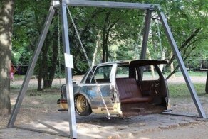 Качели нездорового человека: убойные концепты