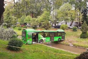 Дураки на дорогах, нелепый тюнинг и прочий автоюмор