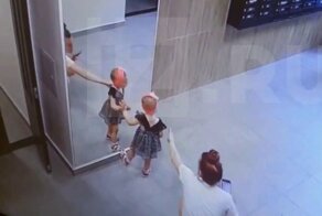 В подмосковных Люберцах огромное зеркало упало на ребёнка в холле многоквартирного дома