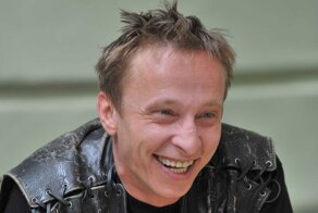 «Нет у них ни чести, ни храбрости»: Иван Охлобыстин назвал творческих людей эскортниками