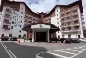 Добро пожаловать! Турист приехал в посёлок Роза Хутор и сразу снял эпичное видео