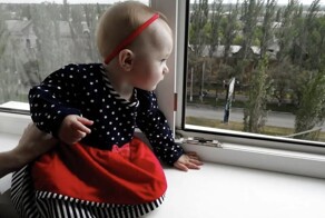 Кристина Жук с дочерью Кирой. Горловская Мадонна