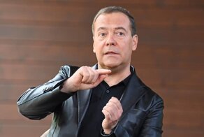 «Мы пойдём в следующий поход!»: аккаунт Дмитрия Медведева взломали и разместили на его странице в ВК дерзкий и провокационный пост
