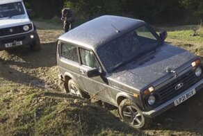 Испытание на бездорожье: Lada Niva, Suzuki Jimny, Dacia Duster