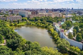 Рыбная ферма, виноградный сад и барокко. История столичных прудов