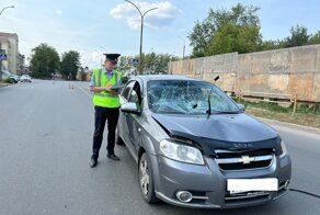 Здоровья мужикам: в Каменске-Уральском автомобилистка на «зебре» сбила двух человек