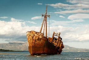 Самые красивые заброшки Греции