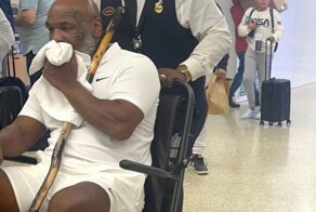 Майк Тайсон серьёзно заболел и передвигается на инвалидном кресле