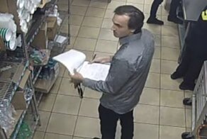 Американец воровал деньги из ресторанов под видом "инспектора"