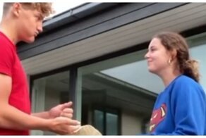 Девушка пожалела, что сыграла с парнем на равных