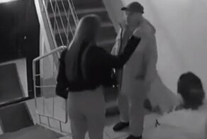 В Новосибирске пенсионер сделал курящим девушкам замечание и чуть с ними не подрался