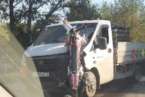Трюкач на питбайке влетел в «ГАЗель»: юноша получил множественные травмы