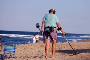 20 историй о крутых находках, сделанных с помощью металлоискателя