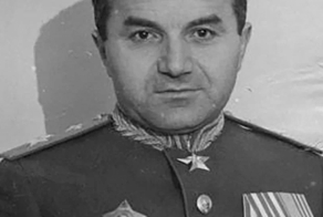 Тайны маршала, который сменил фамилию и стал советником Сталина
