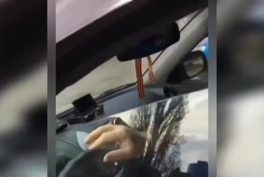 "Убирай сейчас же!": националисты в Казахстане устроили облаву на водителей с георгиевской лентой