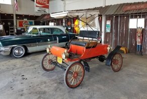 Bliss Surrey 1959: интересная копия первого «безлошадного экипажа» от Oldsmobile