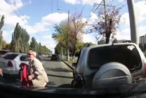 Авария дня. Тут бы и знак аварийной остановки не помог