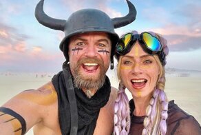 20 экстремально-потрясных нарядов участников эпичного фестиваля Burning Man ’22