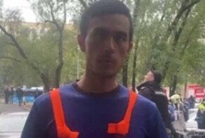 В Чертаново мужчина залез на 7 этаж, чтобы спасти женщину из пожара, но оказалось, что она хотела сгореть
