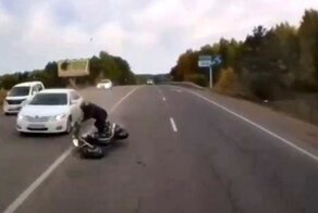 Авария дня. Мотоциклист погиб в ДТП на трассе под Иркутском