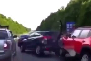 Заводской брак тормозной системы у «Хонды» стал причиной массового ДТП на автостраде