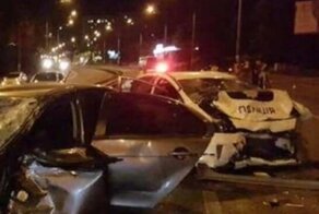 Передали его специалистам скорой помощи: кортеж Зеленского попал в ДТП в Киеве