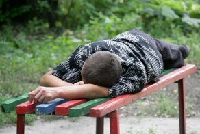 "Пока ты спал": житель Подмосковья обратился в полицию из-за кражи телефона, а потом узнал, что его еще и изнасиловали