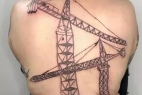 Эти люди даже не осознают, насколько ужасны их татуировки