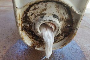 Трудовые будни сантехников в 30 неожиданных и забавных фото