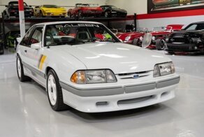 Икона 80-х: оригинальный Ford Mustang Saleen SSC 1989 года с автографом Стива Салина