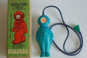 Водолаз: простая, но занимательная советская игрушка
