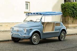 Fiat 500 Jolly 1972 года — идеальный автомобиль для лета