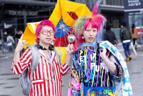 Мода в Токио не такая как везде. Часть 2. (60 фото)