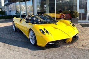 Эффектный жёлтый родстер Pagani Huayra 2019 года выставлен на продажу
